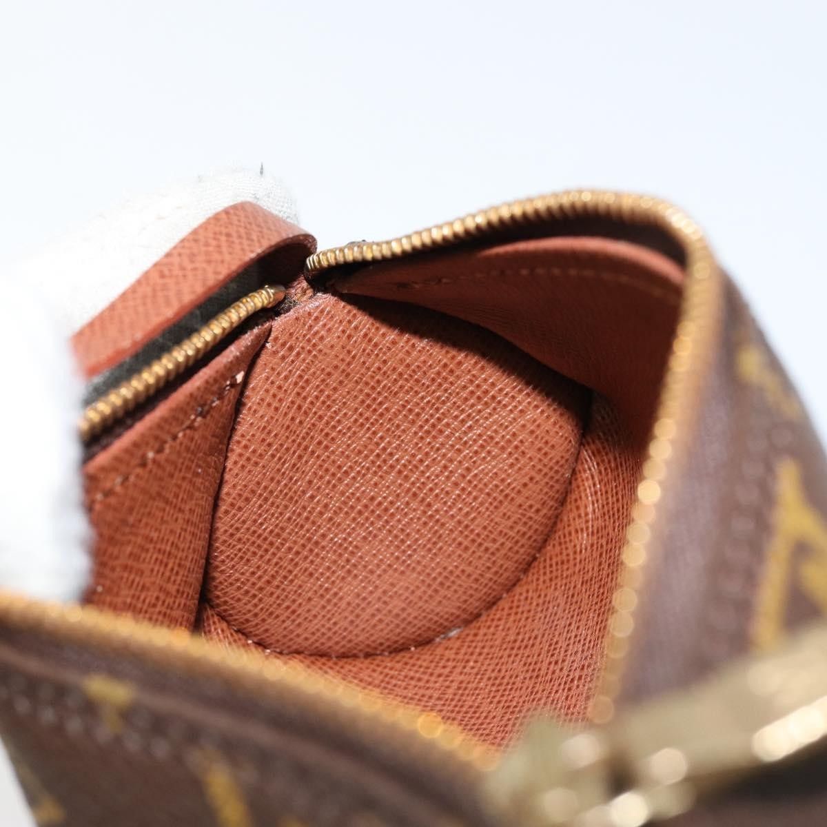 Louis Vuitton Louis Vuitton Papillon Pochette Monogram Canvas Size ONE SIZE - 18 Thumbnail