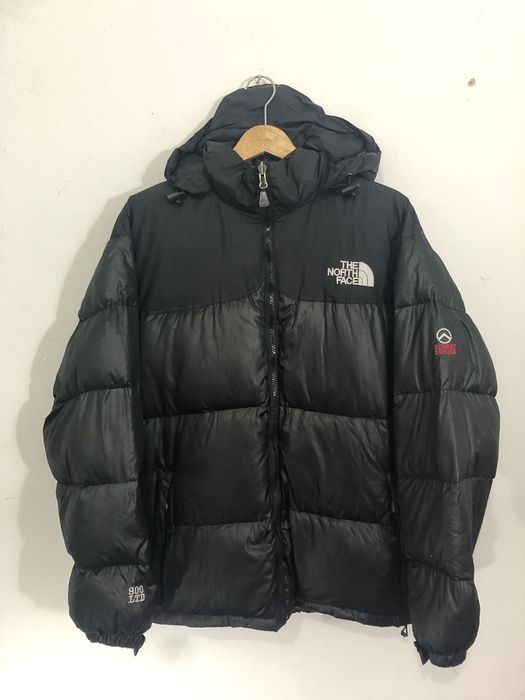 Nuptse 900 clearance