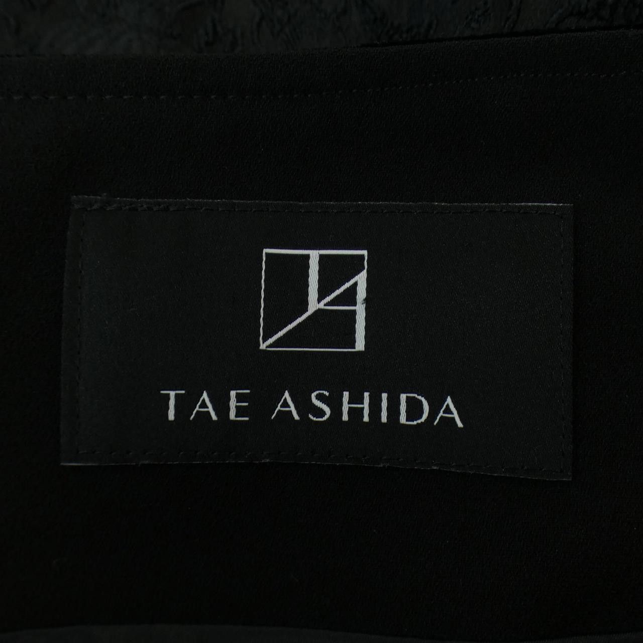 Other Other Tae Ashida Skirt Others Skirts TS4736 DUTY FREE for USA Size ONE SIZE - 4 Thumbnail