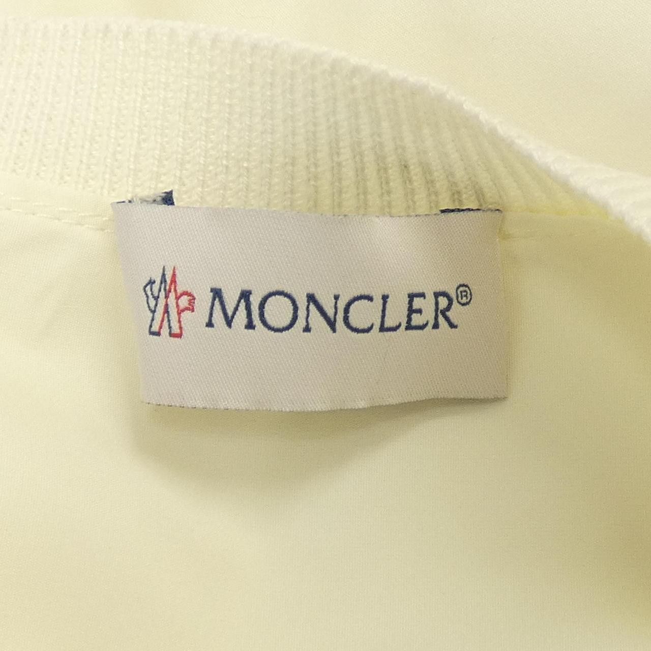 Moncler Moncler Moncler Knitwear Cotton Tops J10939C00012M1369 DUTY FREE for USA Size ONE SIZE - 4 Thumbnail