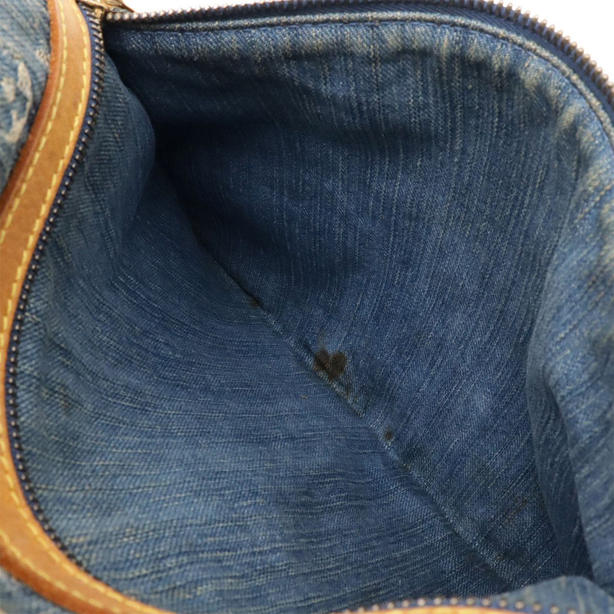 Louis Vuitton Louis Vuitton Louis Vuitton Monogram Denim 2way Shoulder Bag Denim Crossbody Bag M95048 DUTY FREE for USA Size ONE SIZE - 8 Thumbnail