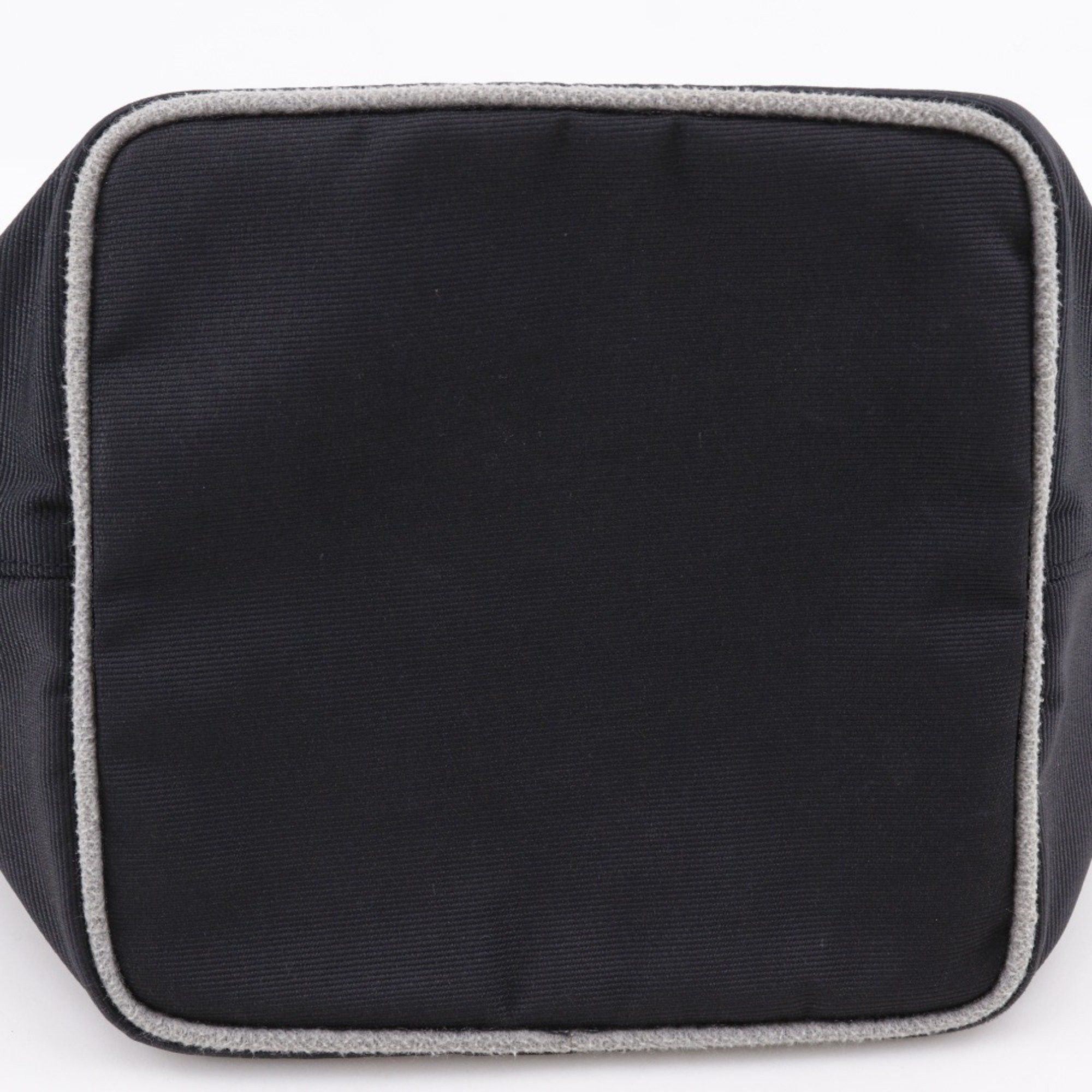 Fendi Fendi logo handbag, one-handle, nylon canvas, black, zipper, women's Size ONE SIZE - 8 Thumbnail