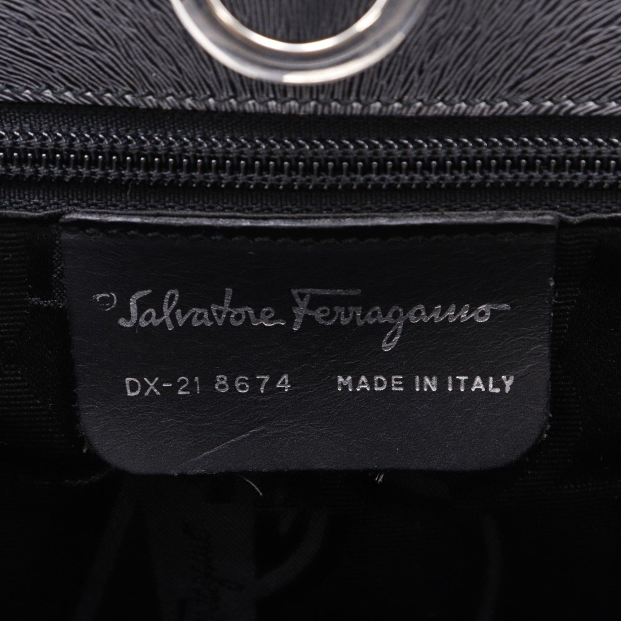 Salvatore Ferragamo Salvatore Ferragamo Gancini 3-Way Handbag DX-21 8674, Embossed Leather, Gray, 3-Way, A5 Size, Open, Women's Size ONE SIZE - 16 Thumbnail