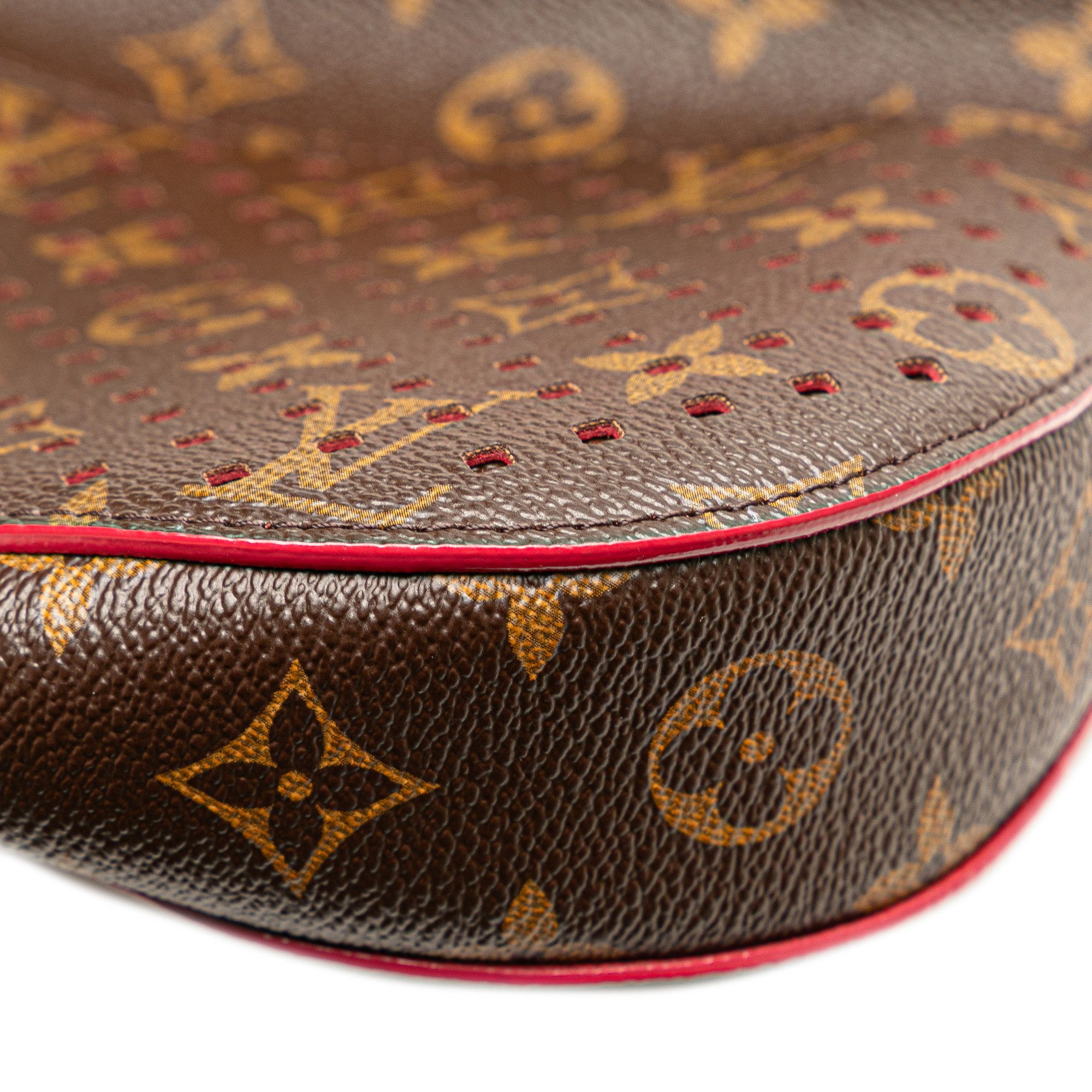 Louis Vuitton Louis Vuitton Monogram Flore Saumur Clutch Size ONE SIZE - 8 Thumbnail