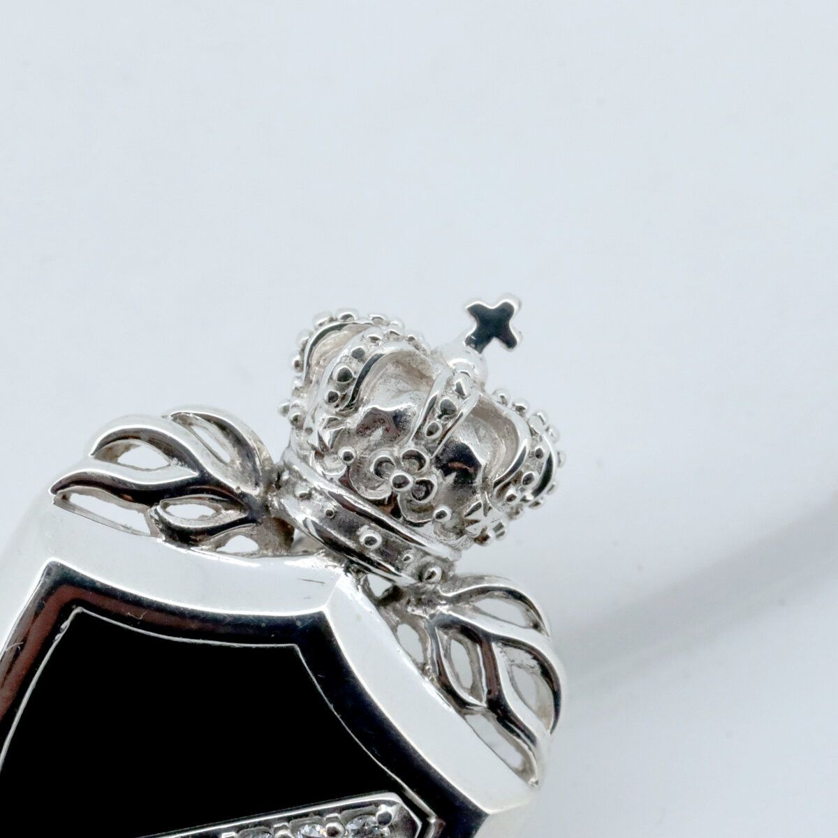 Other Other Justin Davis Crown Shield Diamond SV925 Necklace Metal Necklace DUTY FREE for USA Size ONE SIZE - 4 Thumbnail
