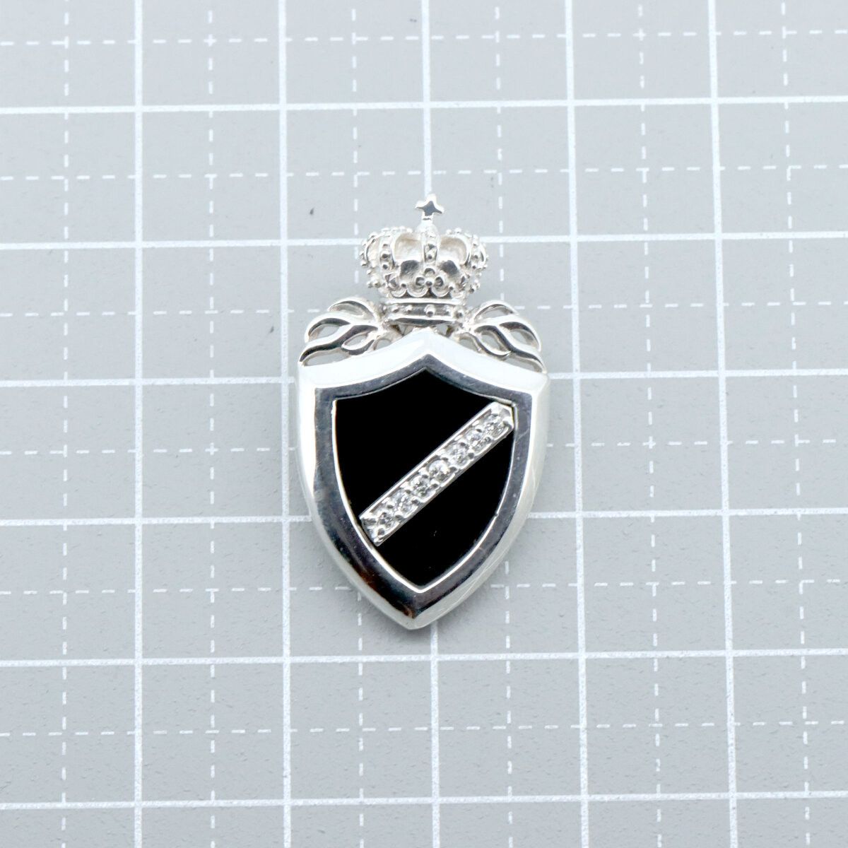 Other Other Justin Davis Crown Shield Diamond SV925 Necklace Metal Necklace DUTY FREE for USA Size ONE SIZE - 5 Thumbnail
