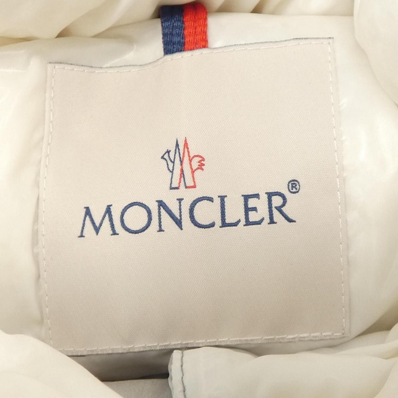 Moncler Moncler Moncler GAOU Down Coat Others Outerwear GAOU DUTY FREE for USA Size ONE SIZE - 5 Thumbnail