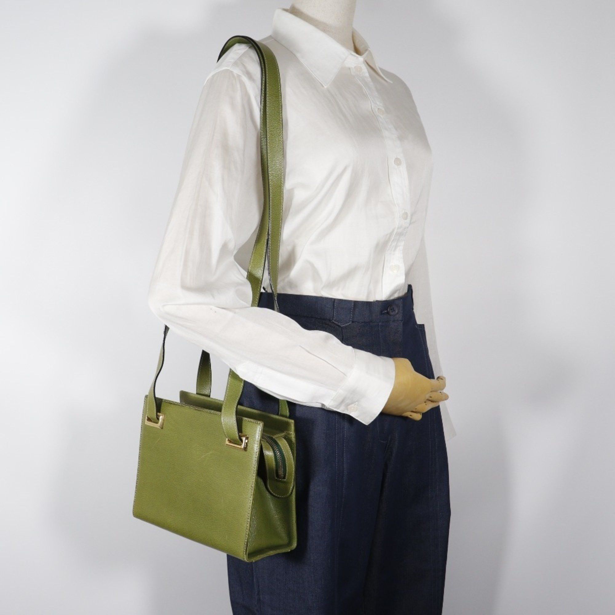 Salvatore Ferragamo Salvatore Ferragamo shoulder bag E21.2709, green leather with zipper, for women Size ONE SIZE - 16 Thumbnail