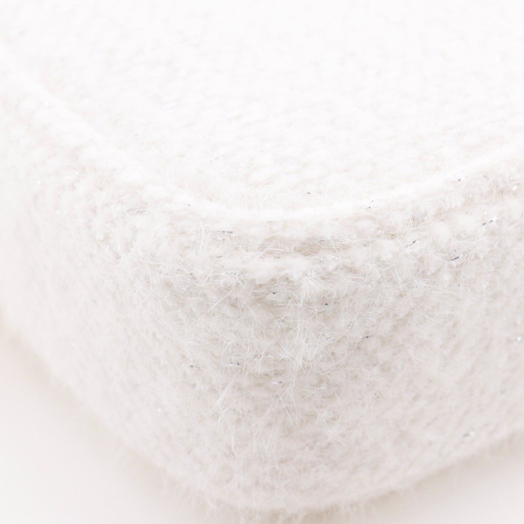 Chanel CHANEL 2024 Christmas Coffret Novelty Pouch, White Tweed with Zipper, Women's Size ONE SIZE - 4 Thumbnail