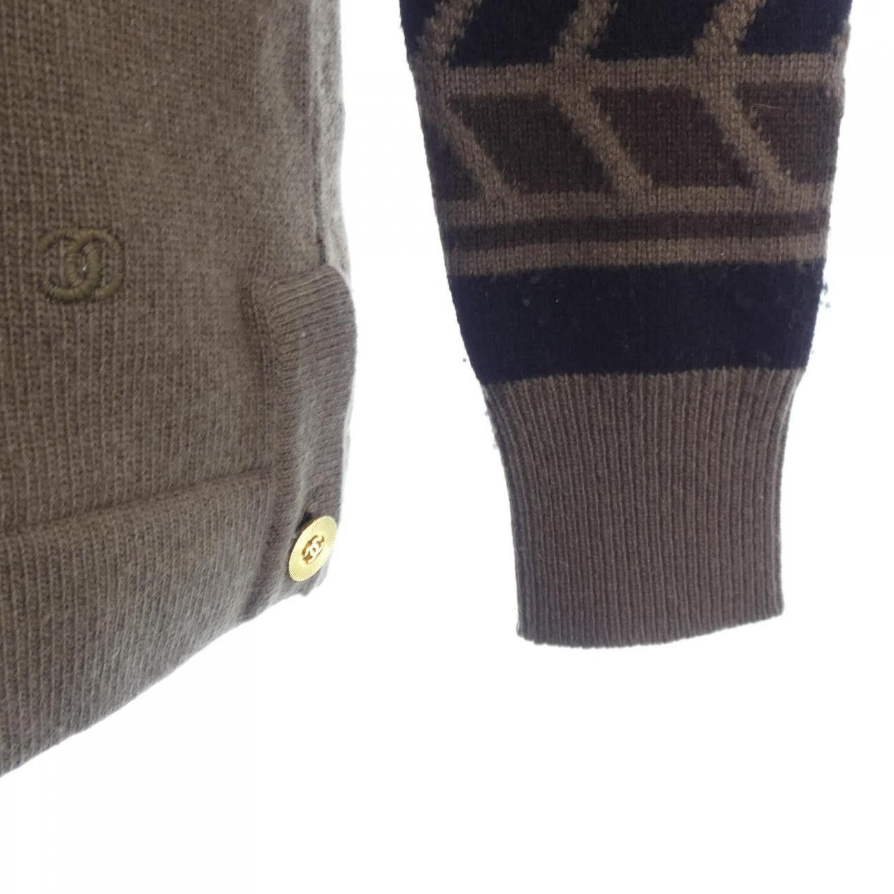 Chanel Chanel Chanel 100% Cashmere Knit Others Tops DUTY FREE for USA Size ONE SIZE - 6 Thumbnail