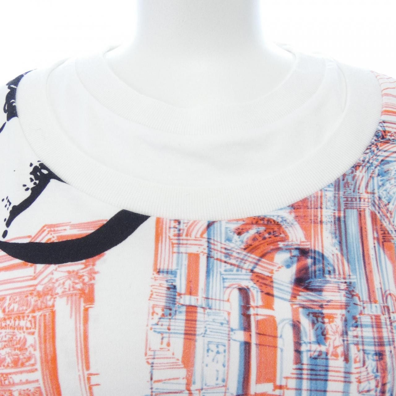 Louis Vuitton Louis Vuitton Louis Vuitton T-shirt Cotton T-Shirts FLTS93HY7 DUTY FREE for USA Size ONE SIZE - 5 Thumbnail