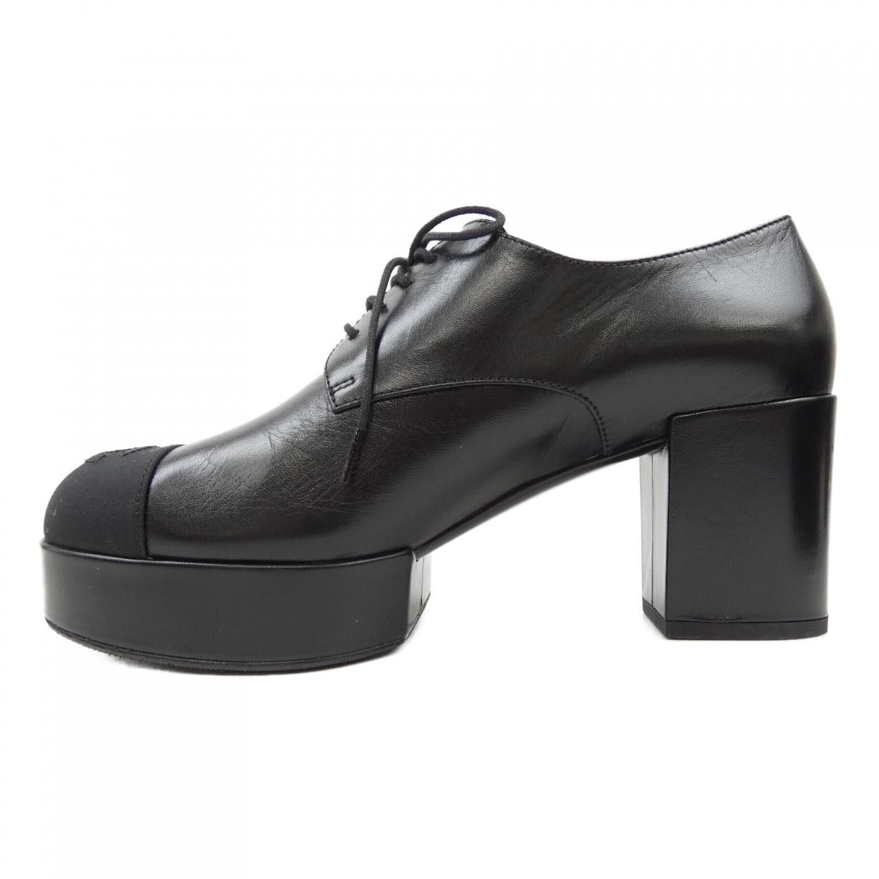 Chanel Chanel Chanel G45262B14527 Shiny Goatskin Shoes Leather Shoes DUTY FREE for USA Size ONE SIZE - 2 Thumbnail