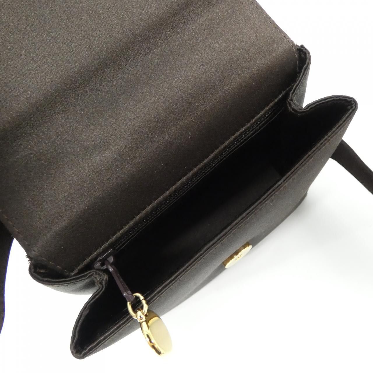 Chanel Chanel Chanel Satin Beads Shoulder Bag Others Shoulder Bag DUTY FREE for USA Size ONE SIZE - 9 Thumbnail