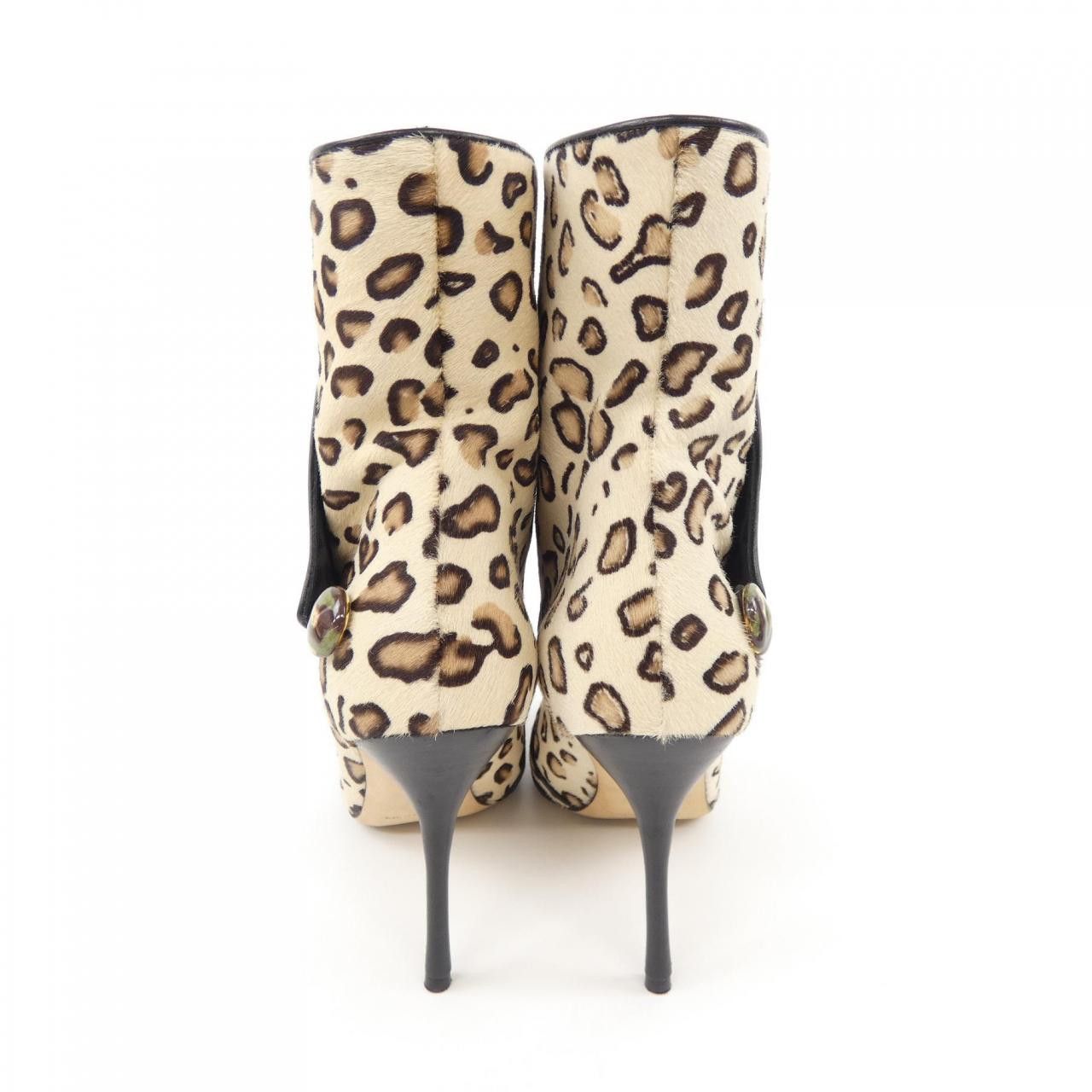 Manolo Blahnik Manolo Blahnik Manolo Blahnik DAINA Haircalf Boots Others Shoes DAINA DUTY FREE for USA Size ONE SIZE - 5 Thumbnail