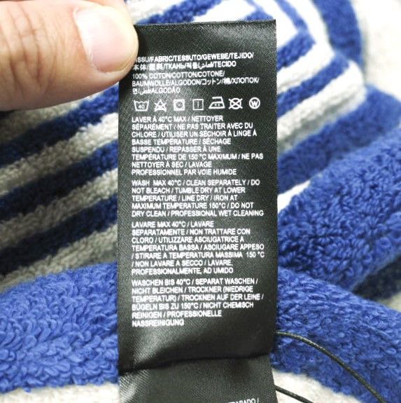 Yves Saint Laurent Yves Saint Laurent Saint Laurent BEACH TOWEL SQUARED Cotton Towel Cotton Other 802295 YCL36 DUTY FREE for USA Size ONE SIZE - 5 Thumbnail