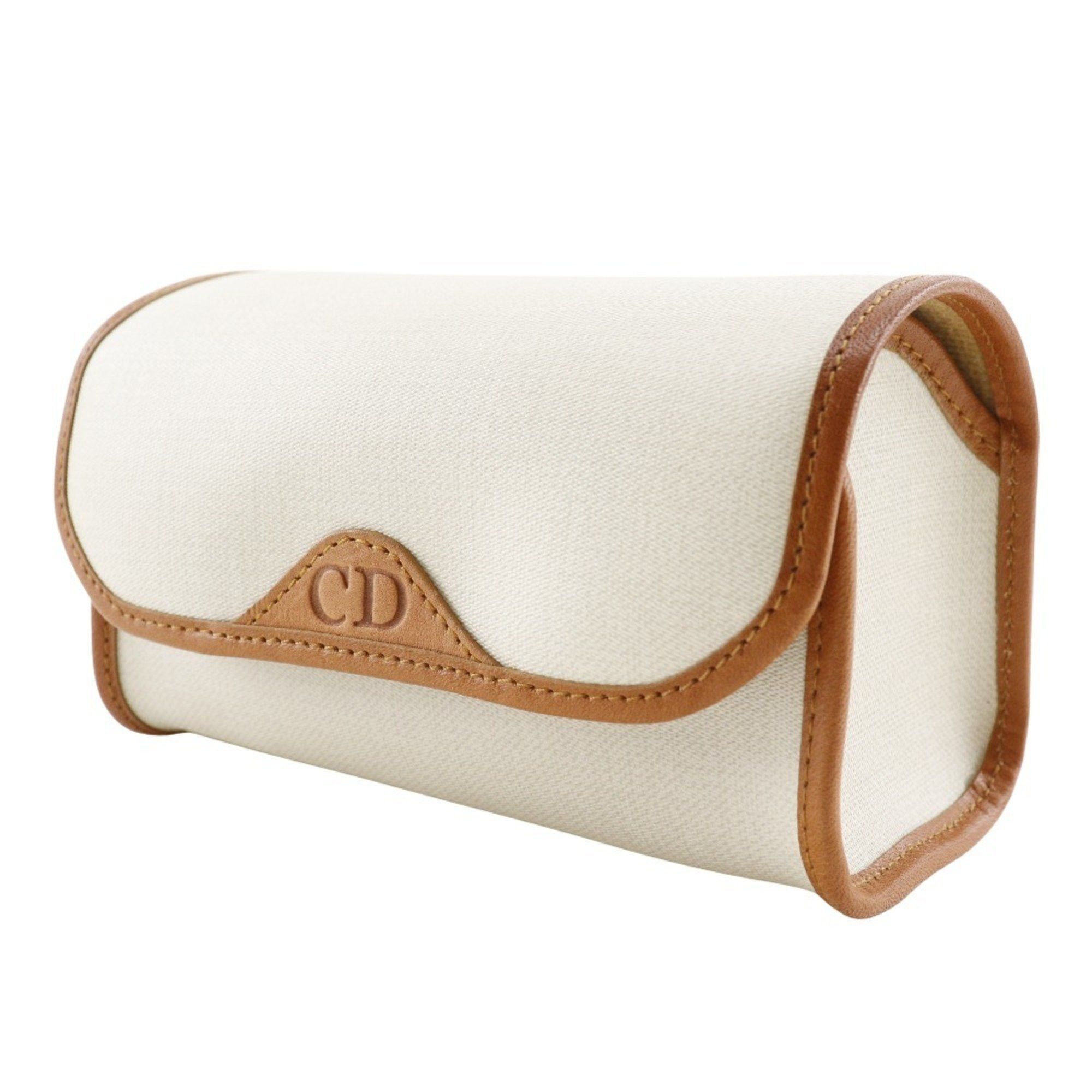 Dior Christian Dior CD logo pouch, novelty, PVC, made in Spain, off-white, magnetic, logo, for women Size ONE SIZE - 2 Thumbnail