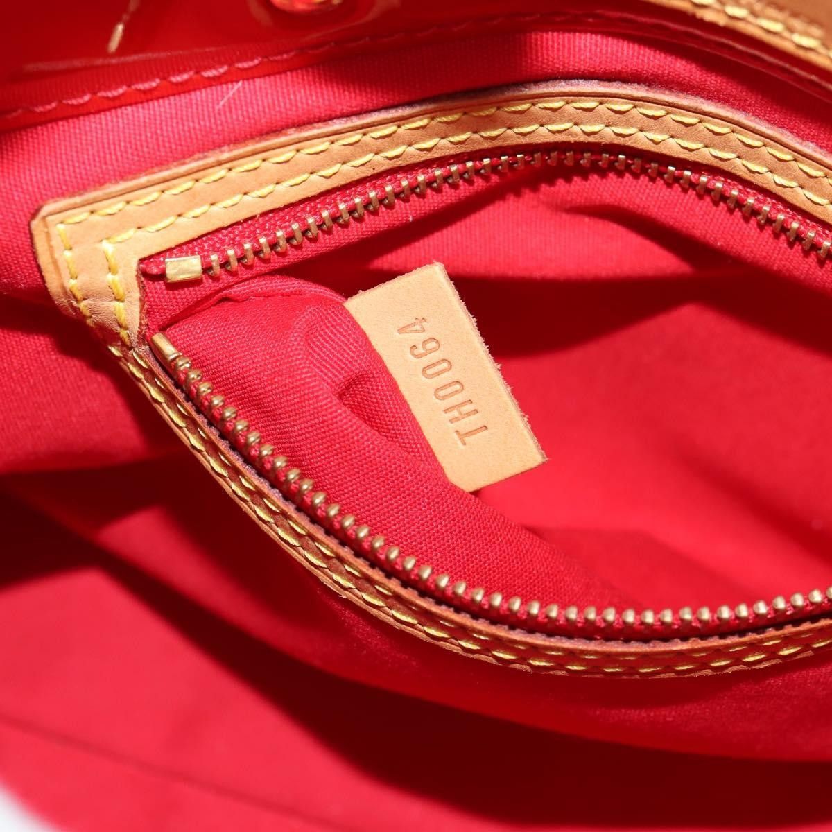 Louis Vuitton Louis Vuitton Reade Handbag Monogram Vernis Size ONE SIZE - 6 Thumbnail