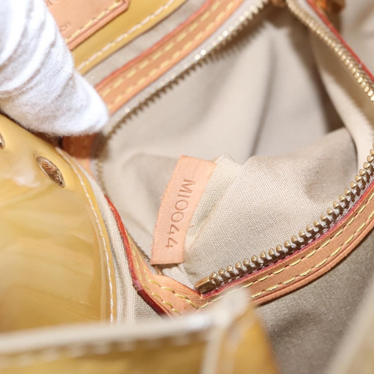 Louis Vuitton Louis Vuitton Reade Handbag Monogram Vernis Size ONE SIZE - 7 Thumbnail