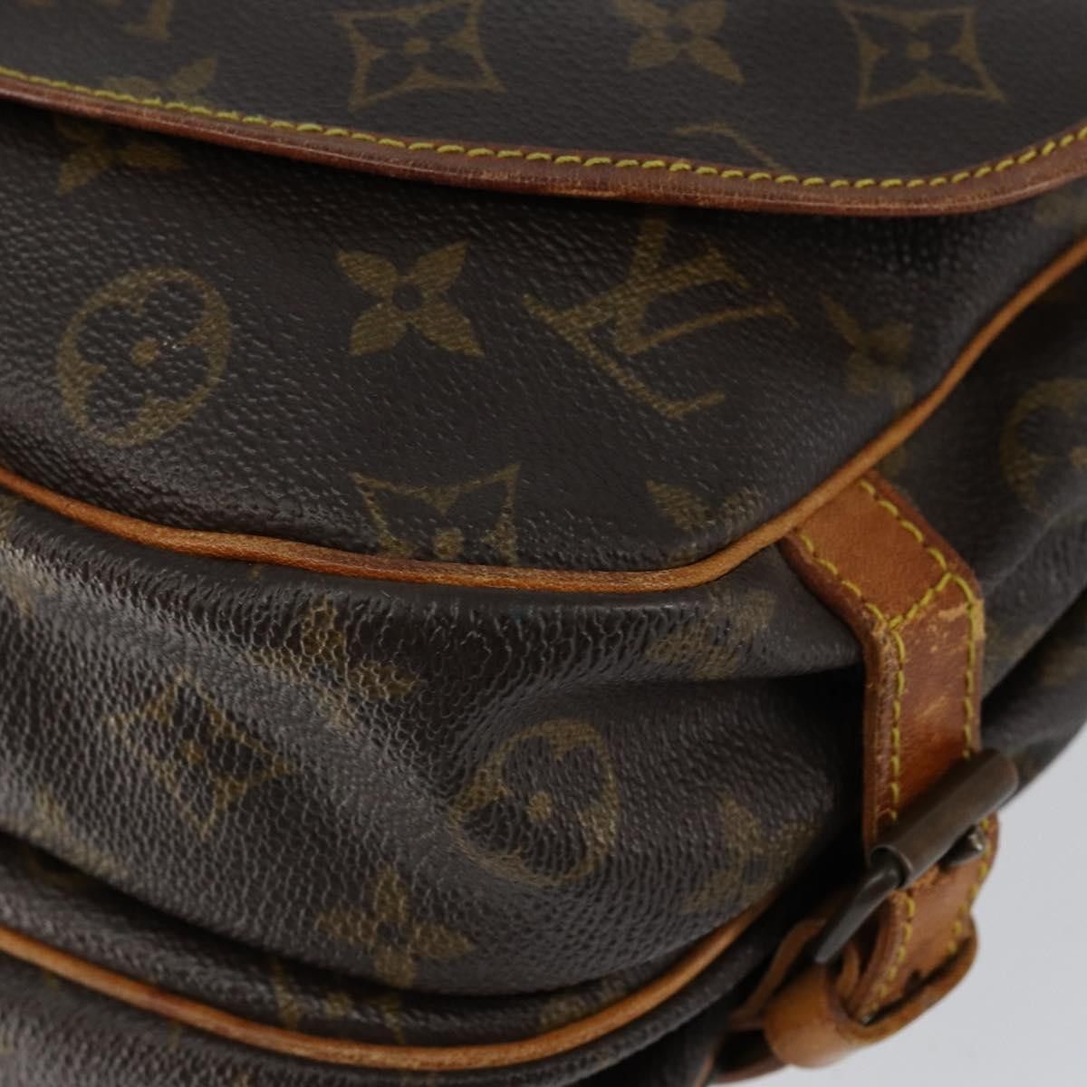 Louis Vuitton Louis Vuitton Saumur Handbag Monogram Canvas Size ONE SIZE - 11 Thumbnail