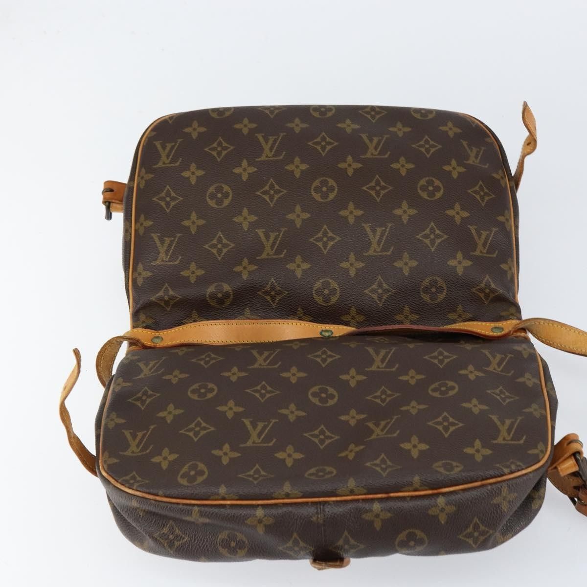Louis Vuitton Louis Vuitton Saumur Handbag Monogram Canvas Size ONE SIZE - 19 Thumbnail