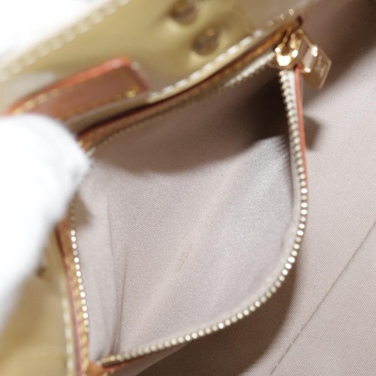 Louis Vuitton Louis Vuitton Reade Handbag Monogram Vernis Size ONE SIZE - 22 Thumbnail