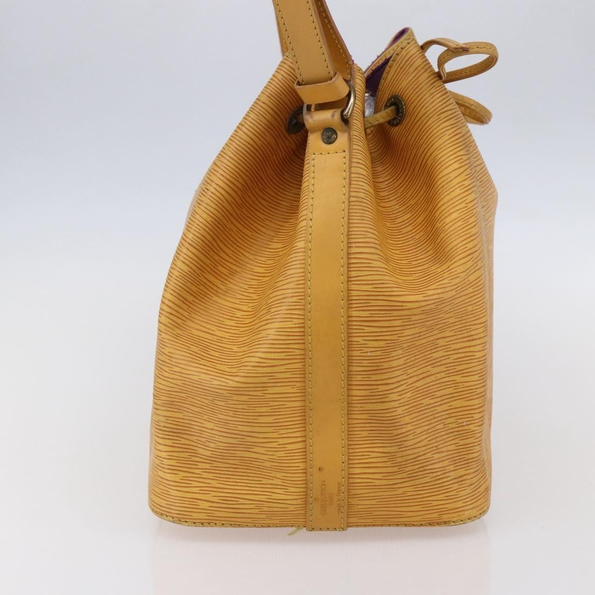 Louis Vuitton Louis Vuitton Petit Noe Epi Leather Size ONE SIZE - 3 Thumbnail