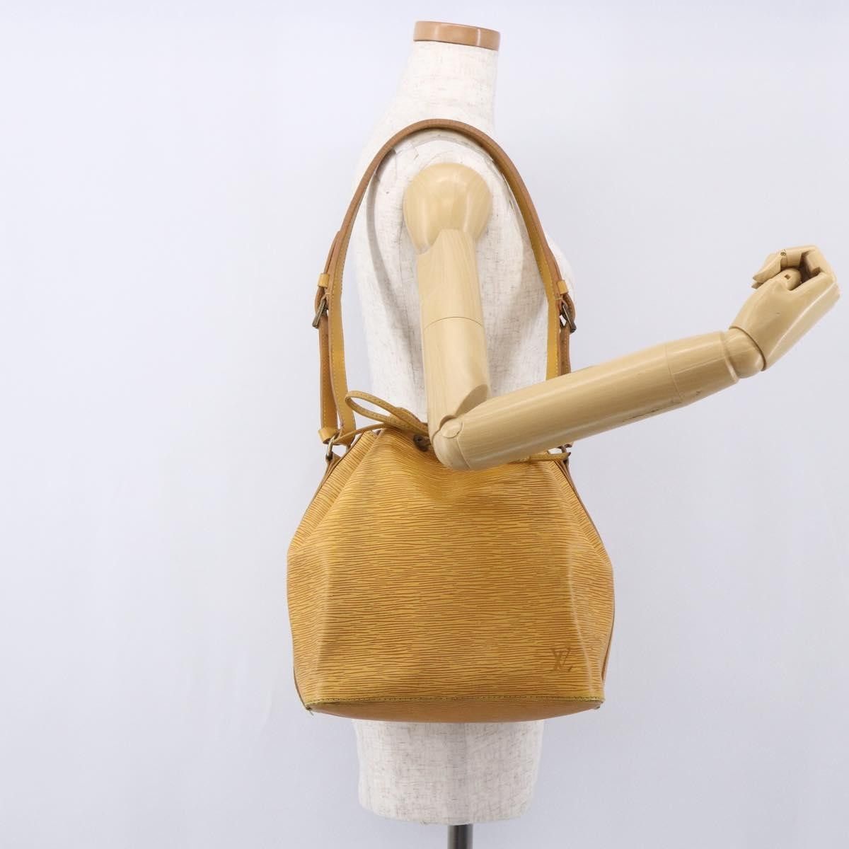 Louis Vuitton Louis Vuitton Petit Noe Epi Leather Size ONE SIZE - 13 Thumbnail