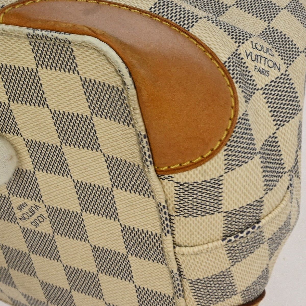 Louis Vuitton Louis Vuitton Hampstead Handbag Damier Size ONE SIZE - 7 Thumbnail