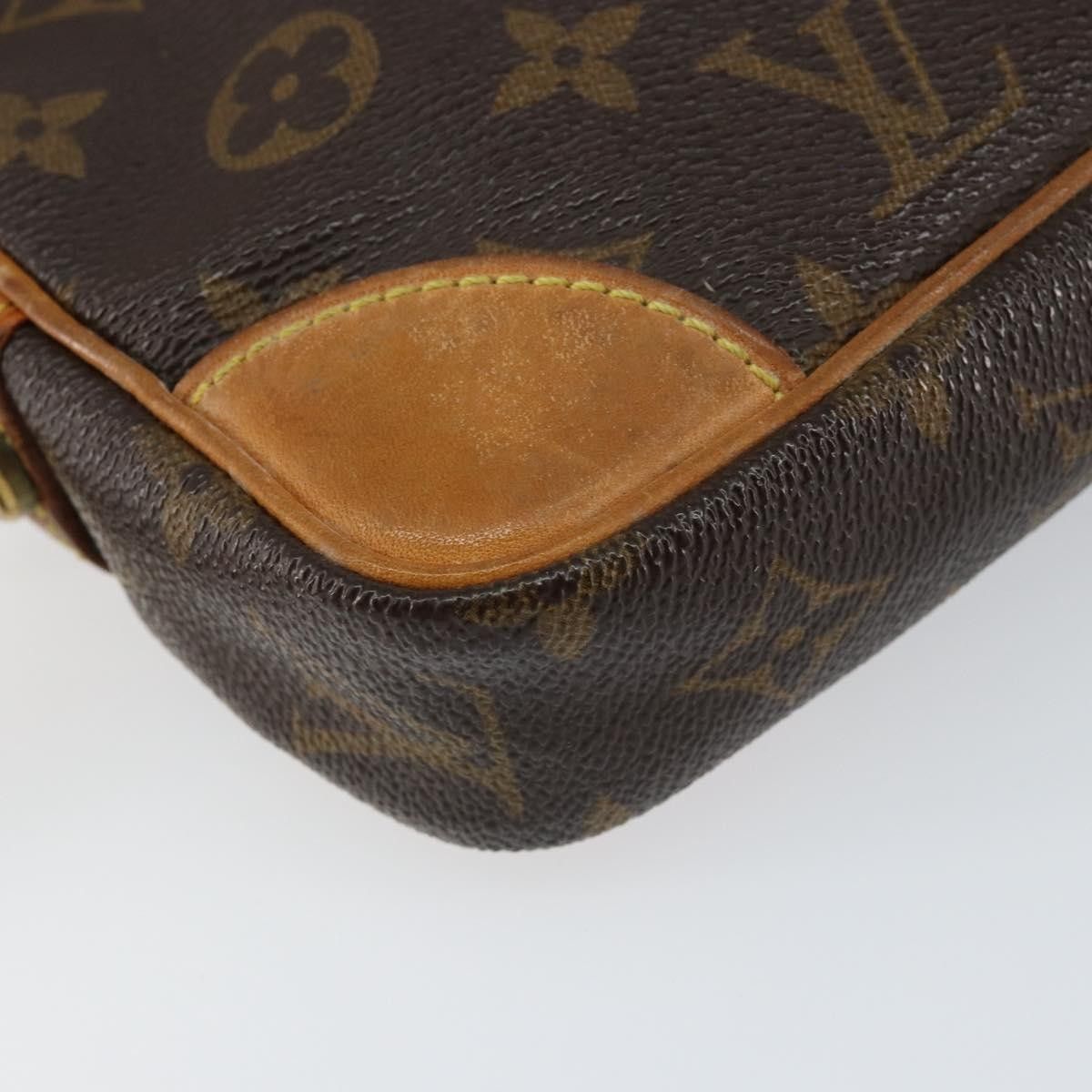 Louis Vuitton Louis Vuitton Marly Dragonne Clutch Monogram Canvas Size ONE SIZE - 9 Thumbnail