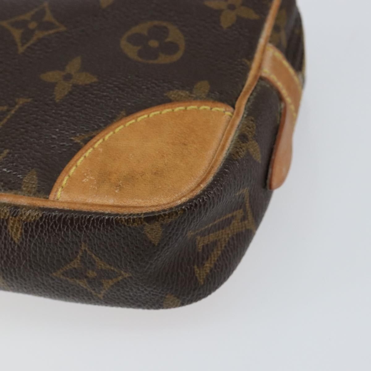 Louis Vuitton Louis Vuitton Marly Dragonne Clutch Monogram Canvas Size ONE SIZE - 8 Thumbnail