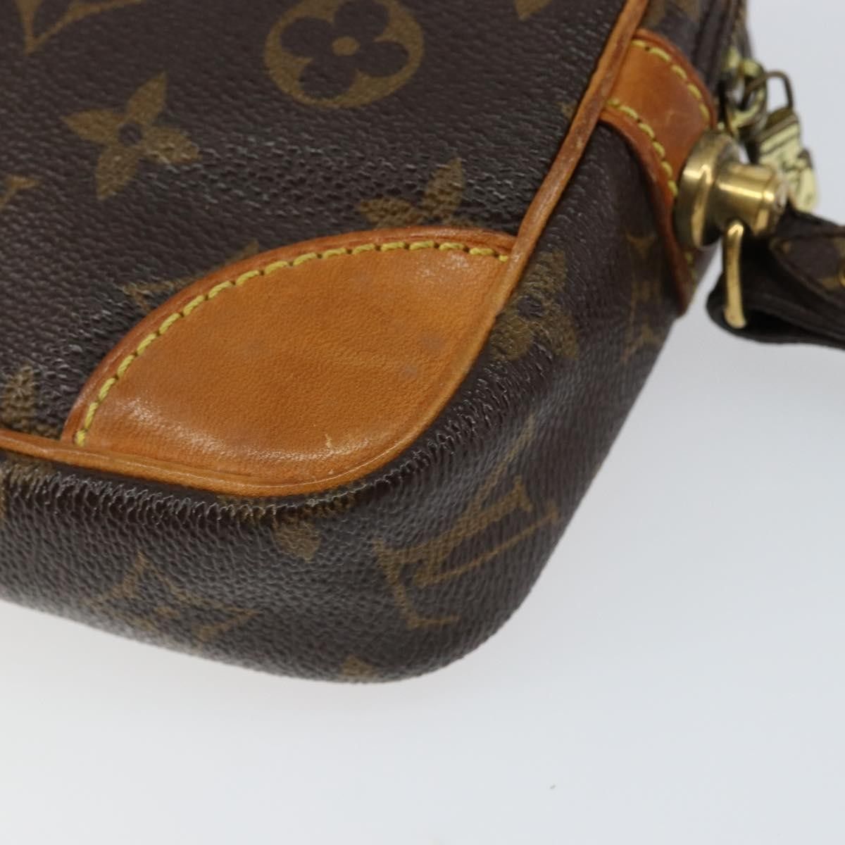 Louis Vuitton Louis Vuitton Marly Dragonne Clutch Monogram Canvas Size ONE SIZE - 10 Thumbnail