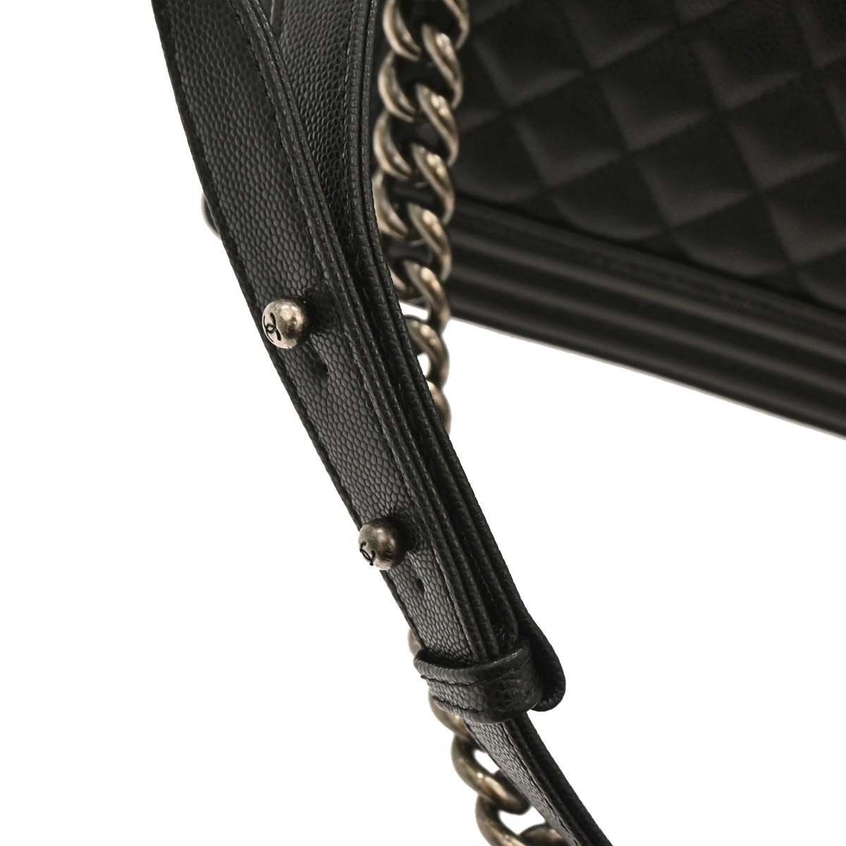 Chanel Chanel Boy Flap Bag Quilted Calfskin Size ONE SIZE - 6 Thumbnail