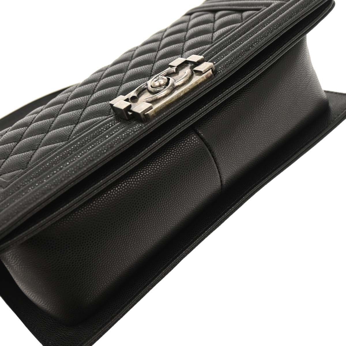 Chanel Chanel Boy Flap Bag Quilted Calfskin Size ONE SIZE - 7 Thumbnail