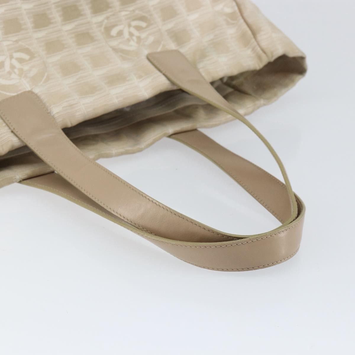 Chanel Chanel Travel Line Tote Nylon Size ONE SIZE - 8 Thumbnail