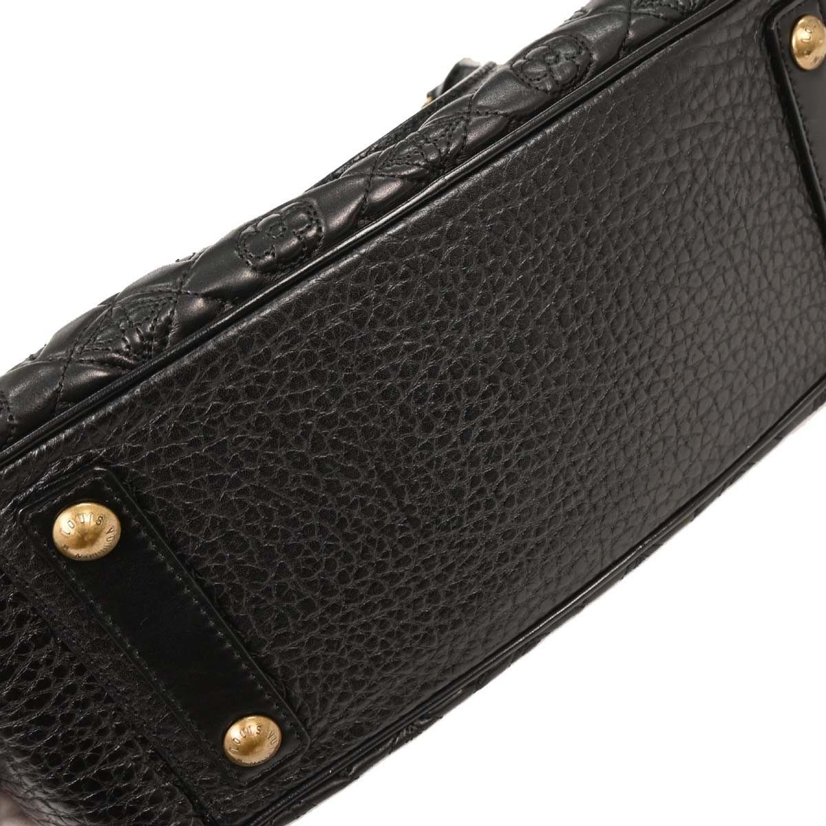 Louis Vuitton Louis Vuitton Mizi Vienna Handbag Monogram Quilted Lambskin Size ONE SIZE - 8 Thumbnail