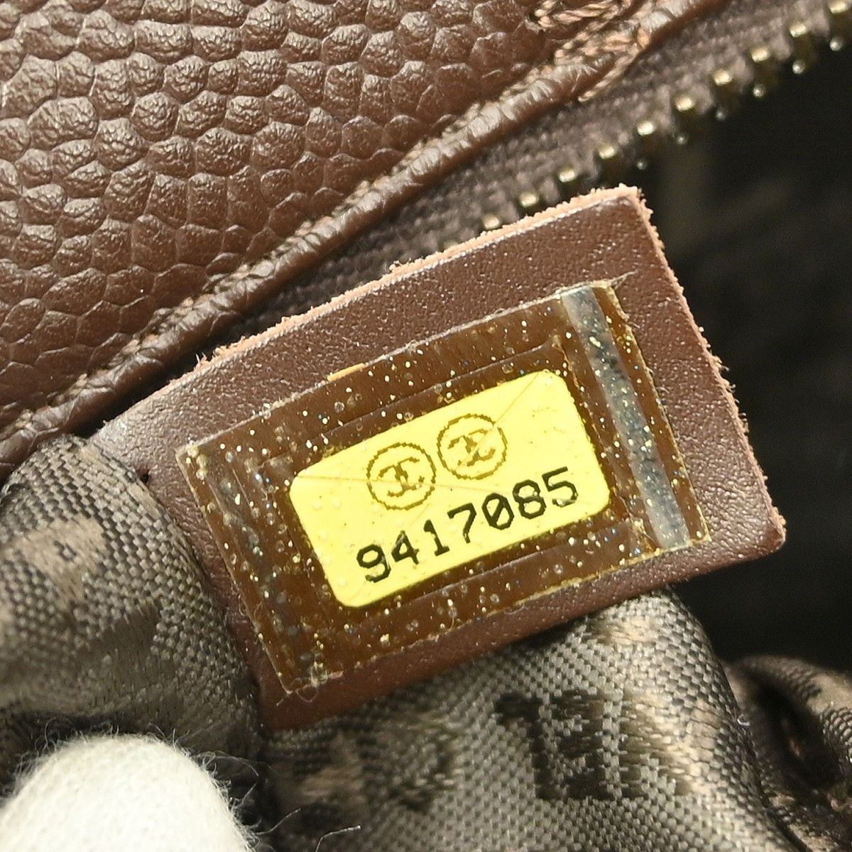 Chanel Chanel Square Stitch Shoulder Bag Quilted Caviar Size ONE SIZE - 5 Thumbnail