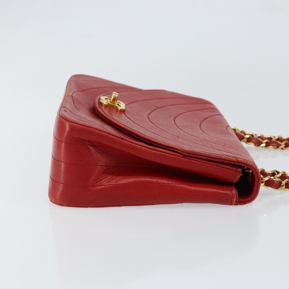 Chanel Chanel Vintage Round Flap Bag Horizontal Quilted Lambskin Size ONE SIZE - 3 Thumbnail