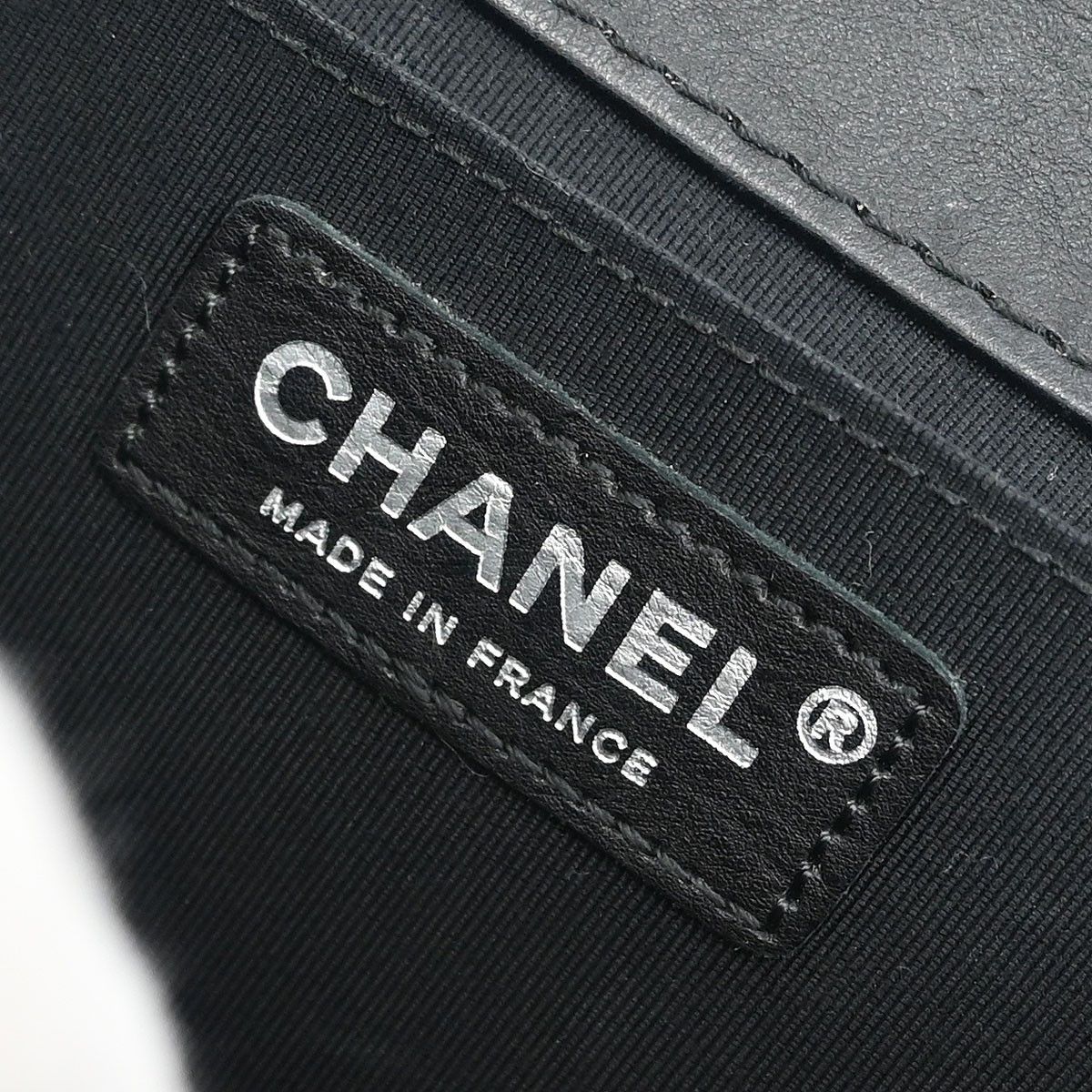 Chanel Chanel Boy Flap Bag Calfskin Size ONE SIZE - 4 Thumbnail