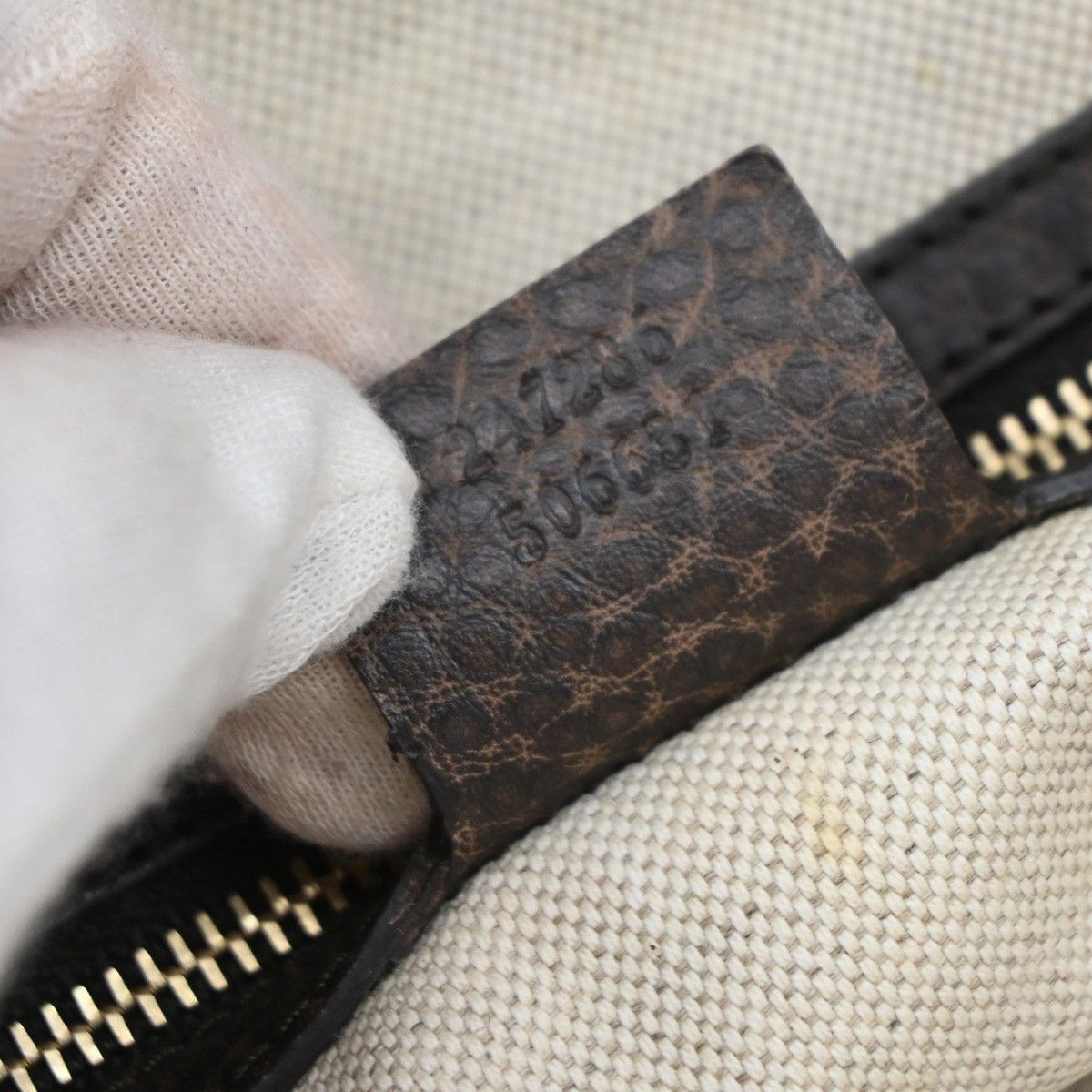 Gucci Gucci Vintage Wristlet Clutch Leather Size ONE SIZE - 16 Thumbnail