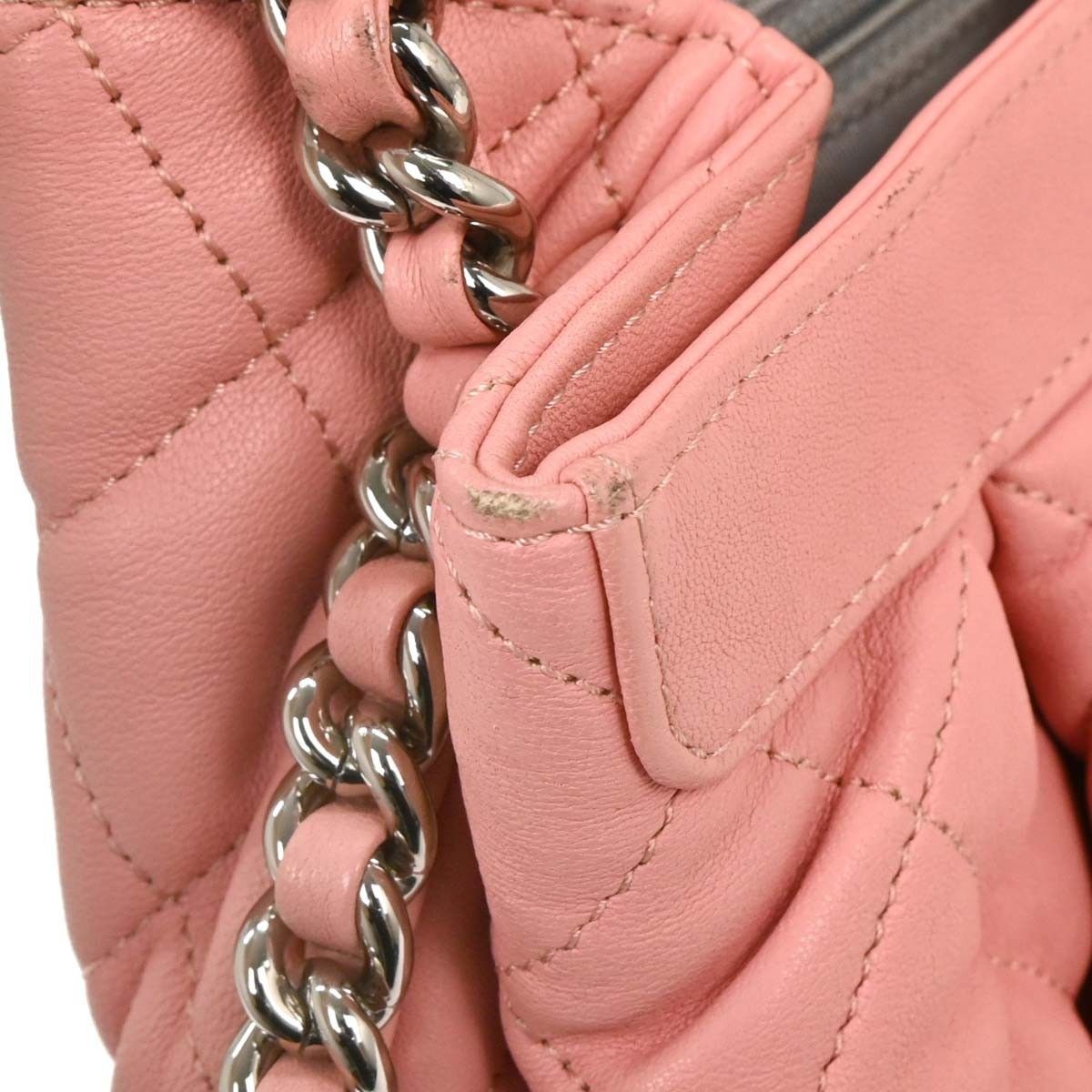 Chanel Chanel Chain Around Flap Bag Quilted Leather Size ONE SIZE - 10 Thumbnail