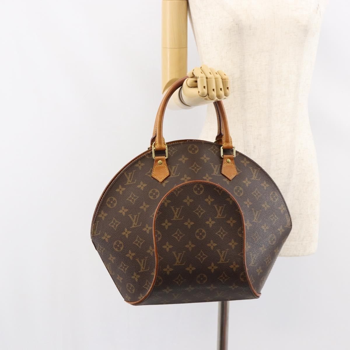 Louis Vuitton Louis Vuitton Ellipse Bag Monogram Canvas Size ONE SIZE - 14 Thumbnail