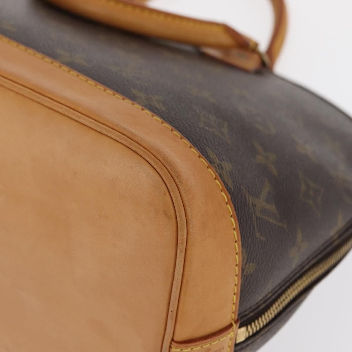 Louis Vuitton Louis Vuitton Alma Handbag Monogram Canvas Size ONE SIZE - 12 Thumbnail