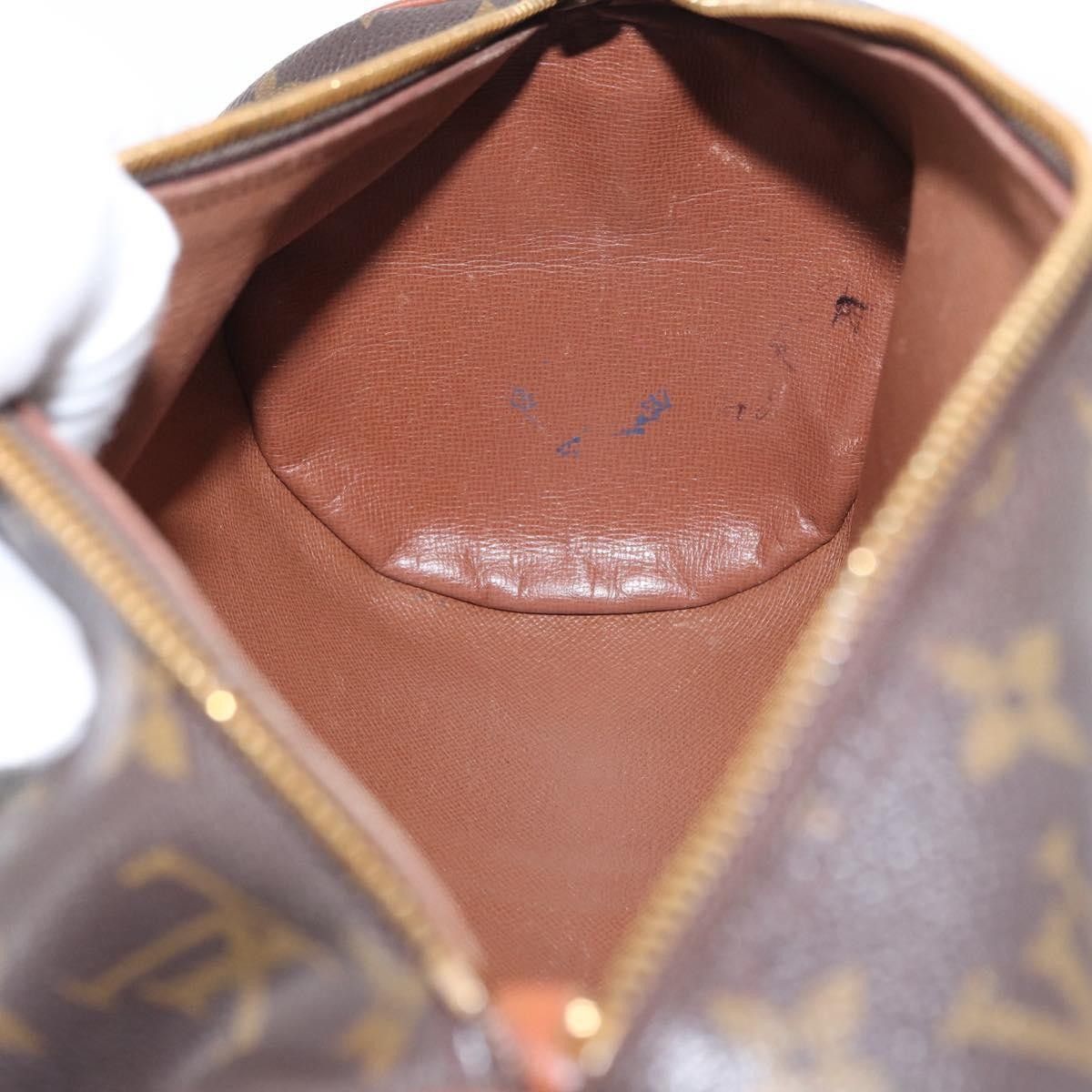 Louis Vuitton Louis Vuitton Papillon Handbag Monogram Canvas Size ONE SIZE - 18 Thumbnail