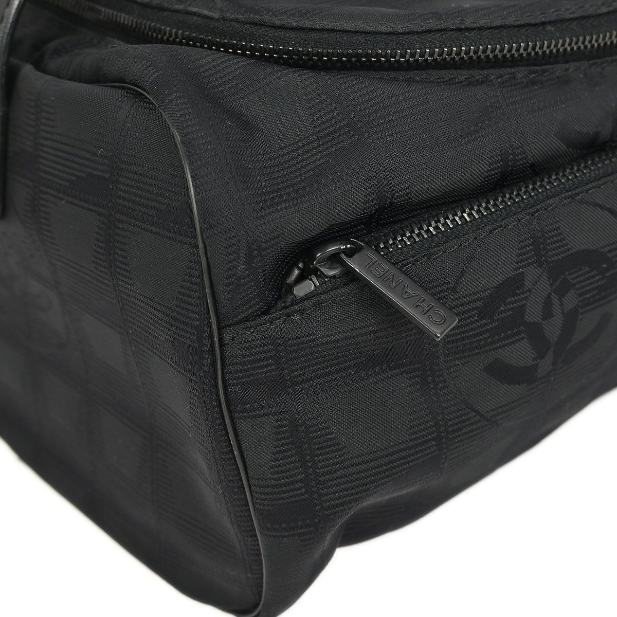 Chanel Chanel Travel Line Barrel Bag Nylon Size ONE SIZE - 9 Thumbnail
