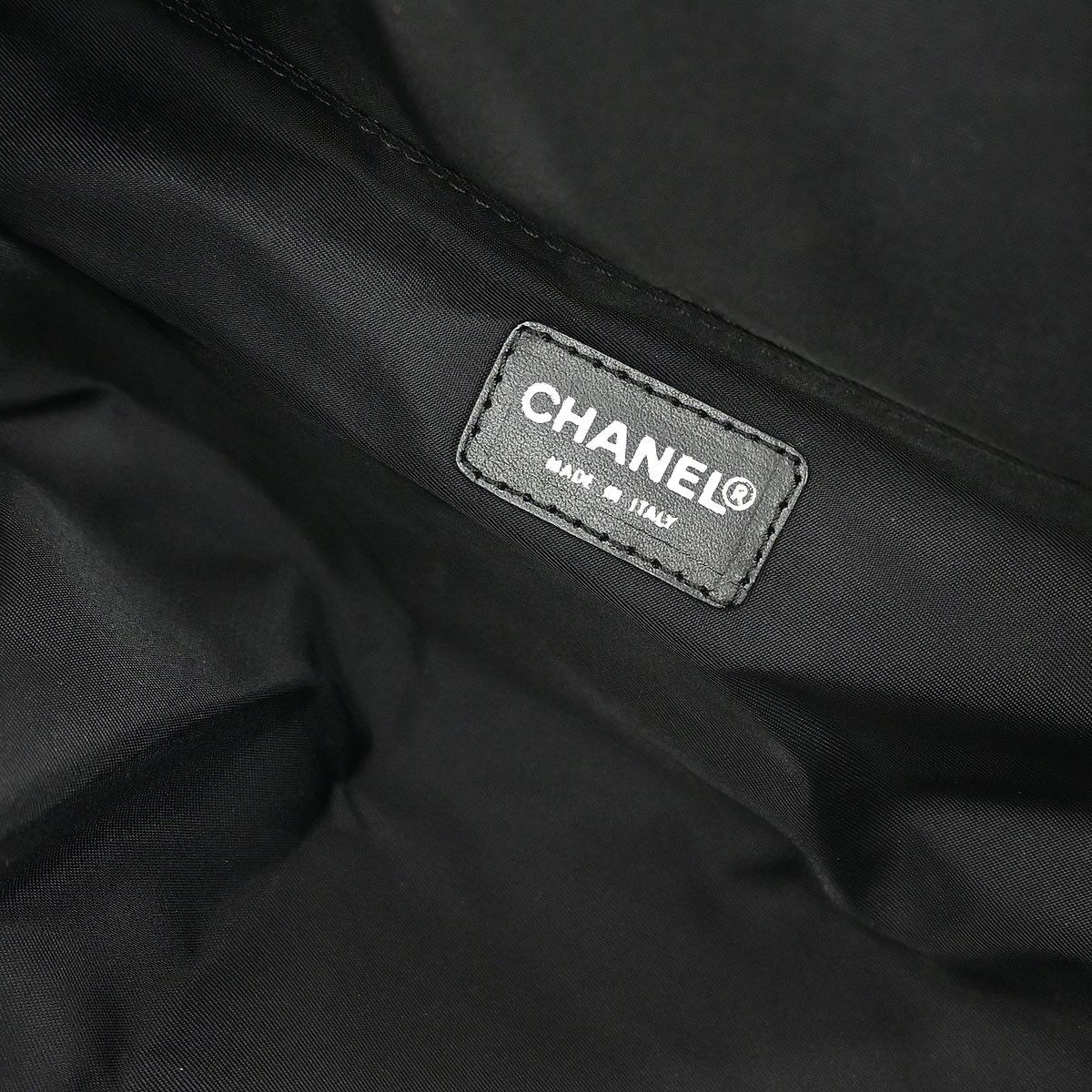 Chanel Chanel Travel Line Barrel Bag Nylon Size ONE SIZE - 4 Thumbnail