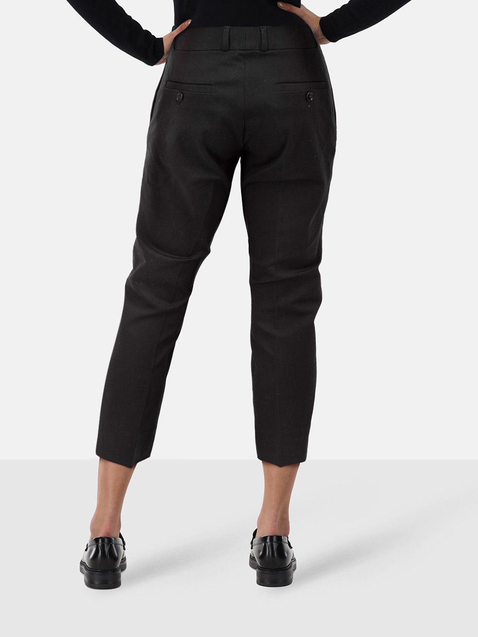 Joseph Black Tapered Mid Rise Trousers Size 27" / US 4 / IT 40 - 2 Thumbnail