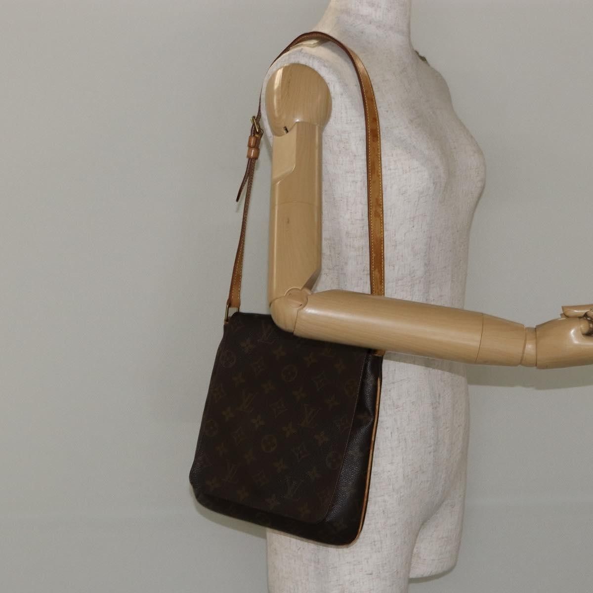 Louis Vuitton Louis Vuitton Musette Salsa Handbag Monogram Canvas Size ONE SIZE - 14 Thumbnail