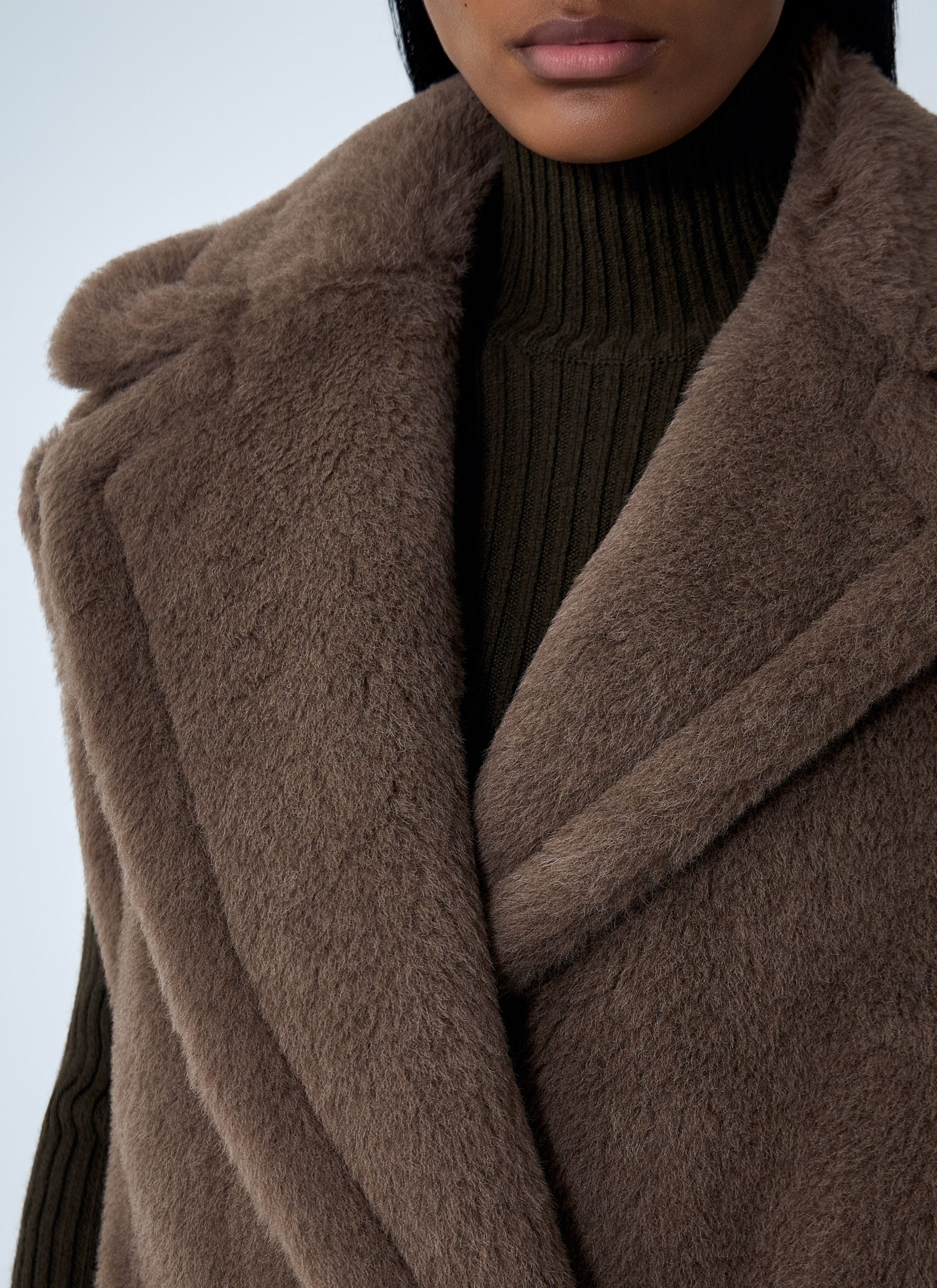 Max Mara Camel-Hair Gilet Size M / US 6-8 / IT 42-44 - 5 Thumbnail