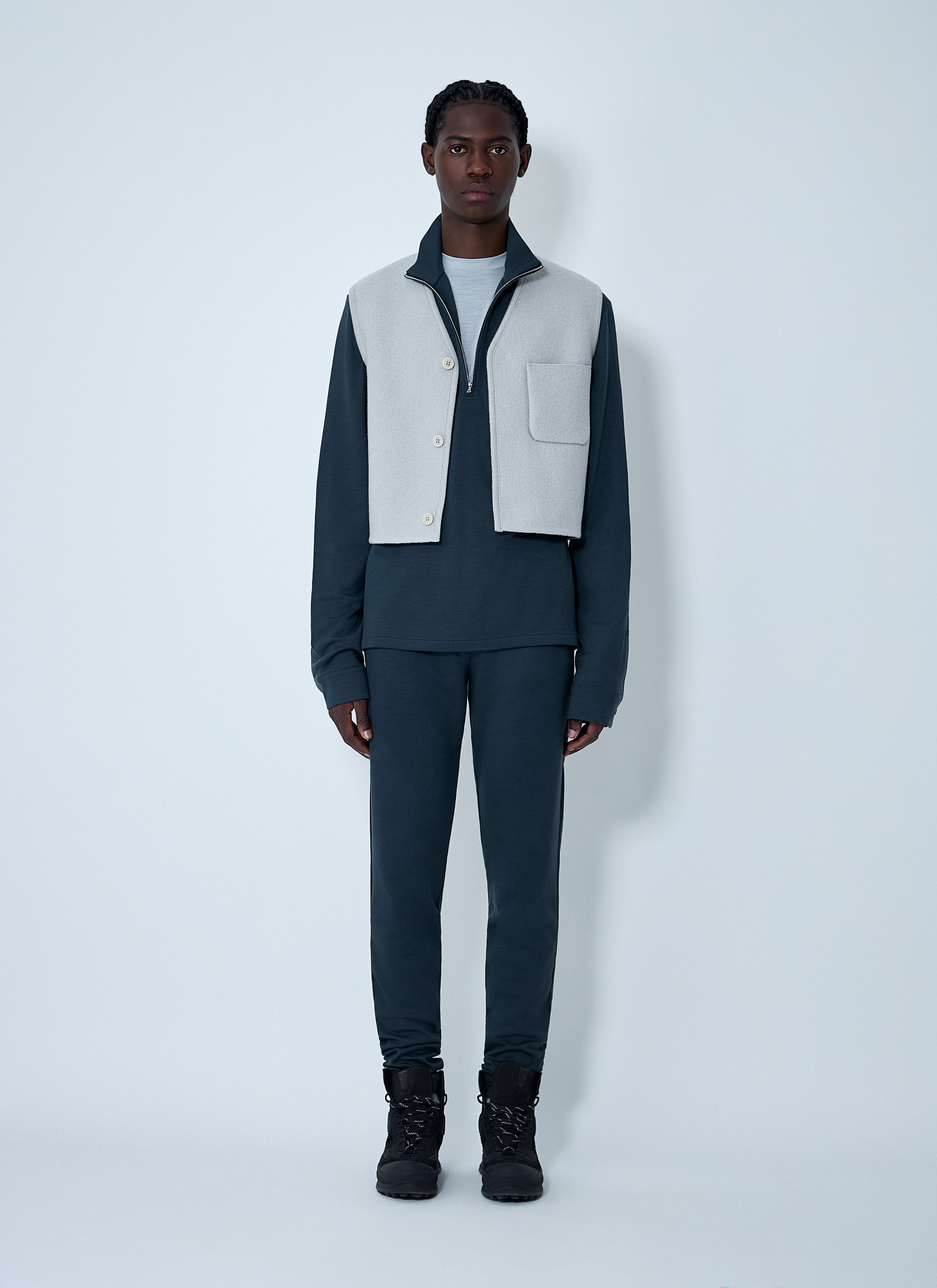 RIER Walker City Gilet Size US XS / EU 42 / 0 - 2 Thumbnail