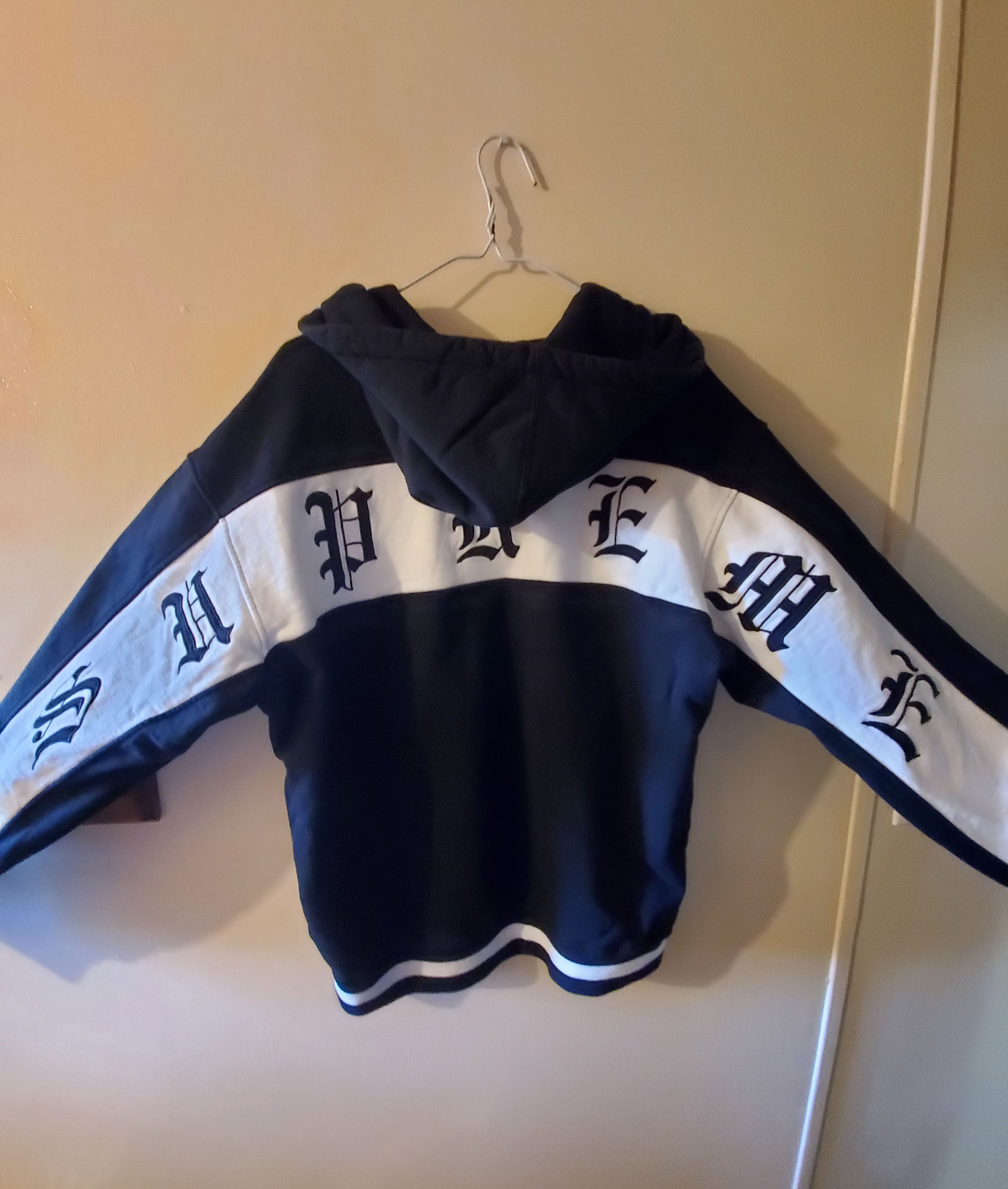 Supreme Supreme Old English Stripe Zip Up Black Hooded Sweatshirt SS19 |  Grailed